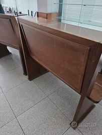 tavolo e panche in legno