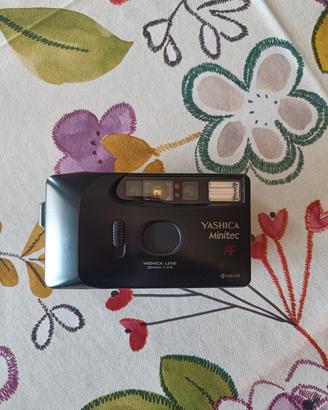 Yashica Minitec AF