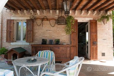 Elementi in legno antico per pergole