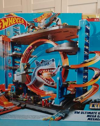 HOT WHEELS UKTIMATE GARAGE