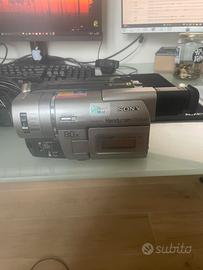 Videocamera Sony HandyCam HI8