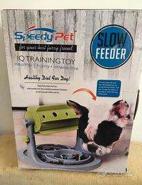 Distributore gioco crocchette cani gatti