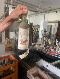 Bottiglie di vino vecchie