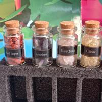 cofanetto  con pietre naturali