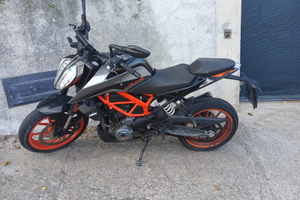 Ktm 390 duke