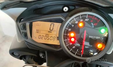 DISPLAY PER SPEED TRIPLE 2016 2017