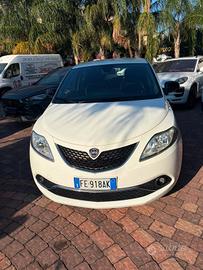 Lancia Ypsilon 1.2 69 CV 5 porte Platinum PREZZO 6