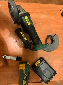 Kit smarigliatrice avvitatore a impulsi