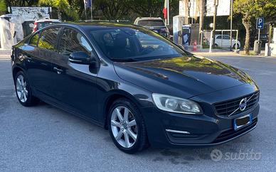 VOLVO S60 D3 (2.0 Diesel 150 CV cambio automatico)