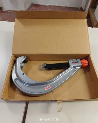 TAGLIATUBI RIDGID