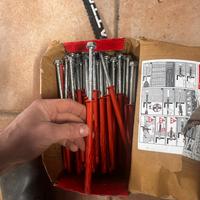 Stock tasselli autoperforanti