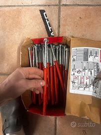 Stock tasselli autoperforanti