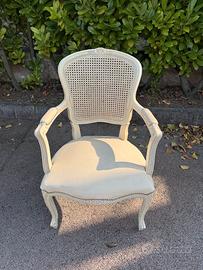 Elegante poltroncina stile Luigi XV