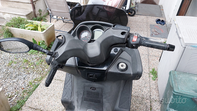 Pezzi di ricambio kymco downtown 125i