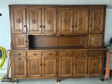 armadio credenza alta  con cassetti 