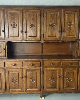 armadio credenza alta  con cassetti 