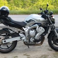 yamaha 600 FZ6 