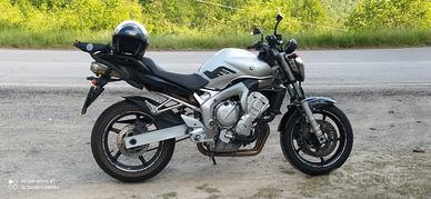 yamaha 600 FZ6 