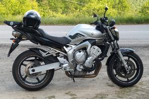 yamaha 600 FZ6 