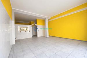 San Gavino M.le - Locale commerciale semicentro