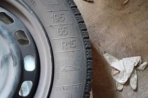 4 CERCHI E GOMME INVERNALI 195/65/15 AL 90X100