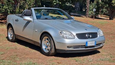 Mercedes-benz SLK 200 cat 2000 Leggi testo