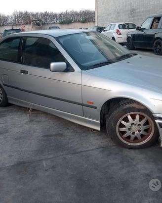 BMW 316 E36 compact 1999 per ricambi
