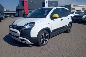 FIAT Panda 1.0 FireFly 70cv S&S Hybrid Pandin...