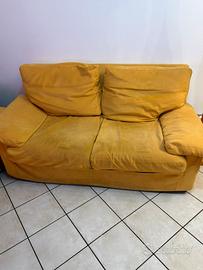 Divani chaetau d’ax