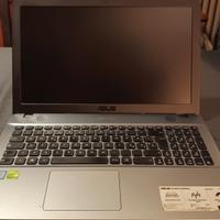 Notebook ASUS X541U con processore Intel Core i7