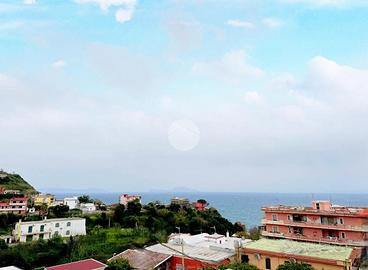 3 LOCALI A MONTE DI PROCIDA