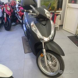 Honda SH 300 i Led abs