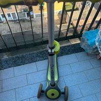 Monopattino tre ruote