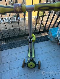 Monopattino tre ruote