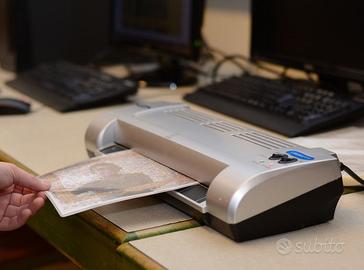 Plastificazione di documenti, foto e stampe