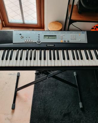 Pianola Digitale Yamaha YPT-200
