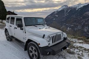 Jeep Wrangler Unlimited 2.8 CRD DPF Sahara Auto - 
