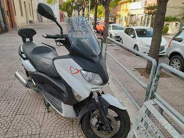 Yamaha X-Max 250 - 2010