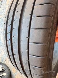 Yokohama Advan Sport 245/40 R19 (98Y)