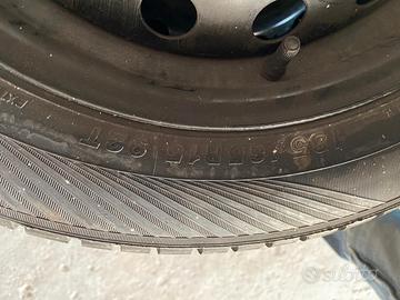 Treno di gomme invernali