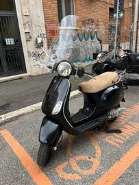 Piaggio Vespa