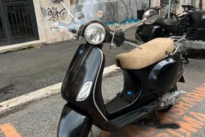 Piaggio Vespa