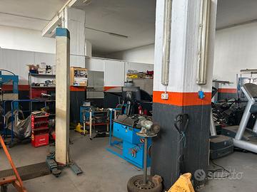 Officina mecca troni