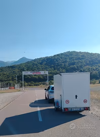 carrello porta moto  chiuso