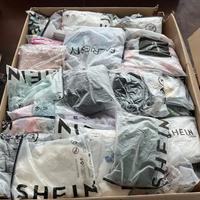 Stock abbigliamento