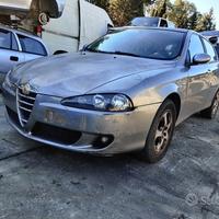 Alfa Romeo 147 restyling 1.9 JTDM 8V Ricambi