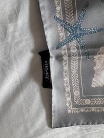Foulard in seta, Gianni Versace