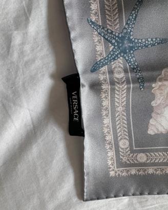 Foulard in seta, Gianni Versace