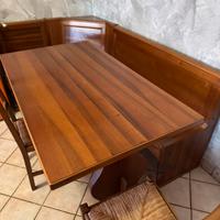 Cassapanca con tavolino