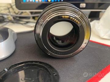 Obiettivo Canon 85 1,8 da riparare